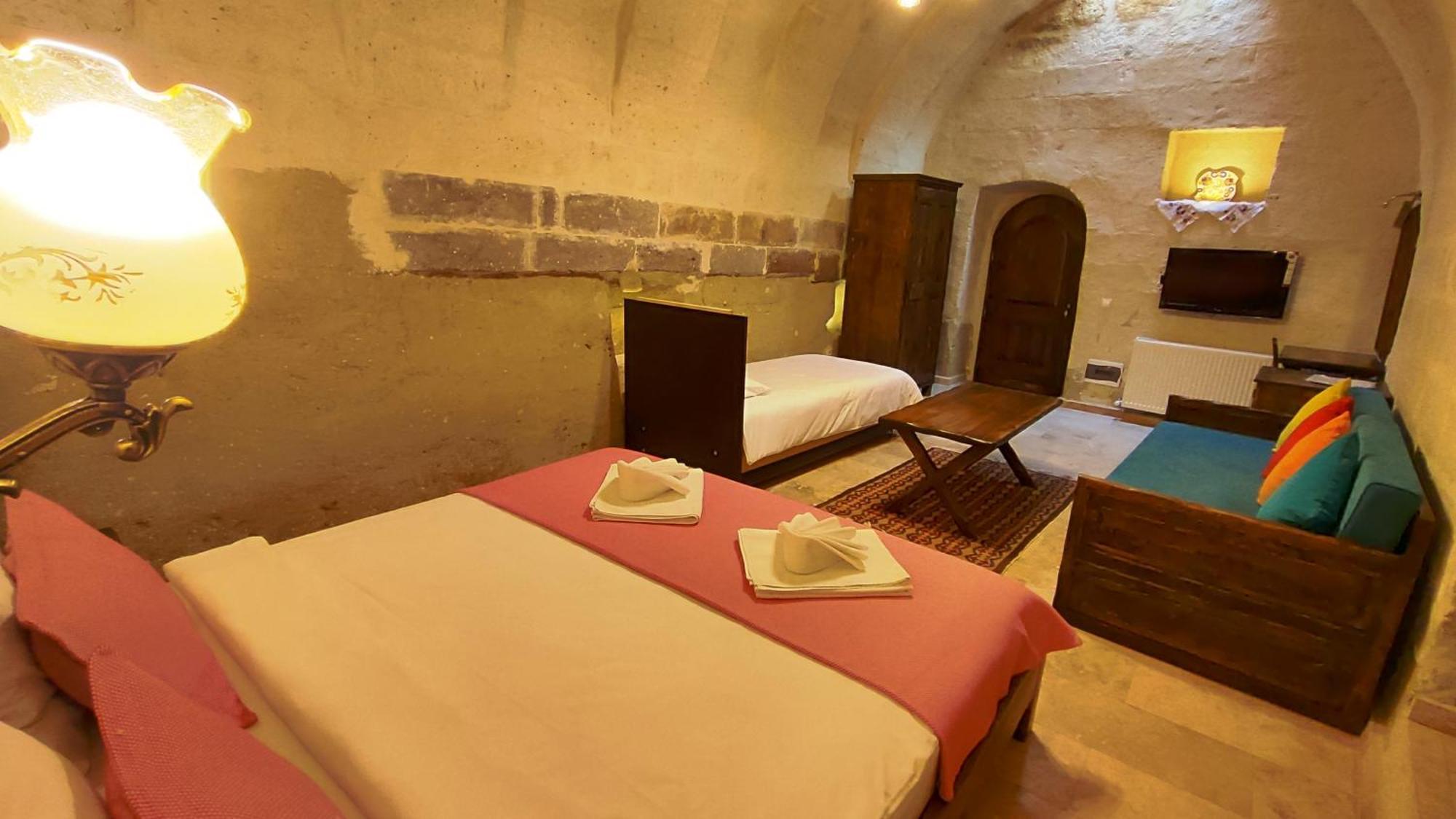 Armesos Cave Hotel Ürgüp Exterior foto